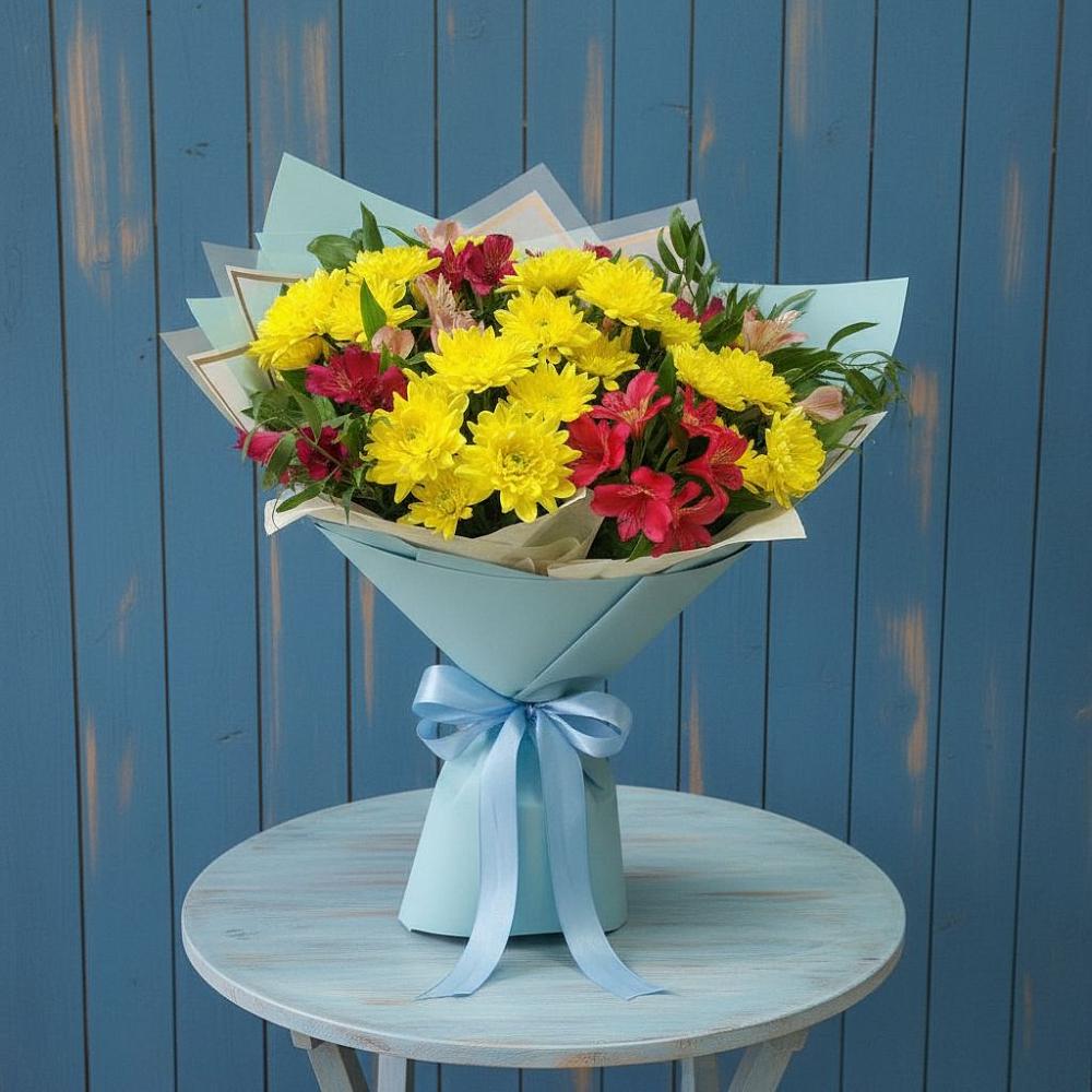 Букет цветов из: Альстромерии и Хризантемы в Свободе