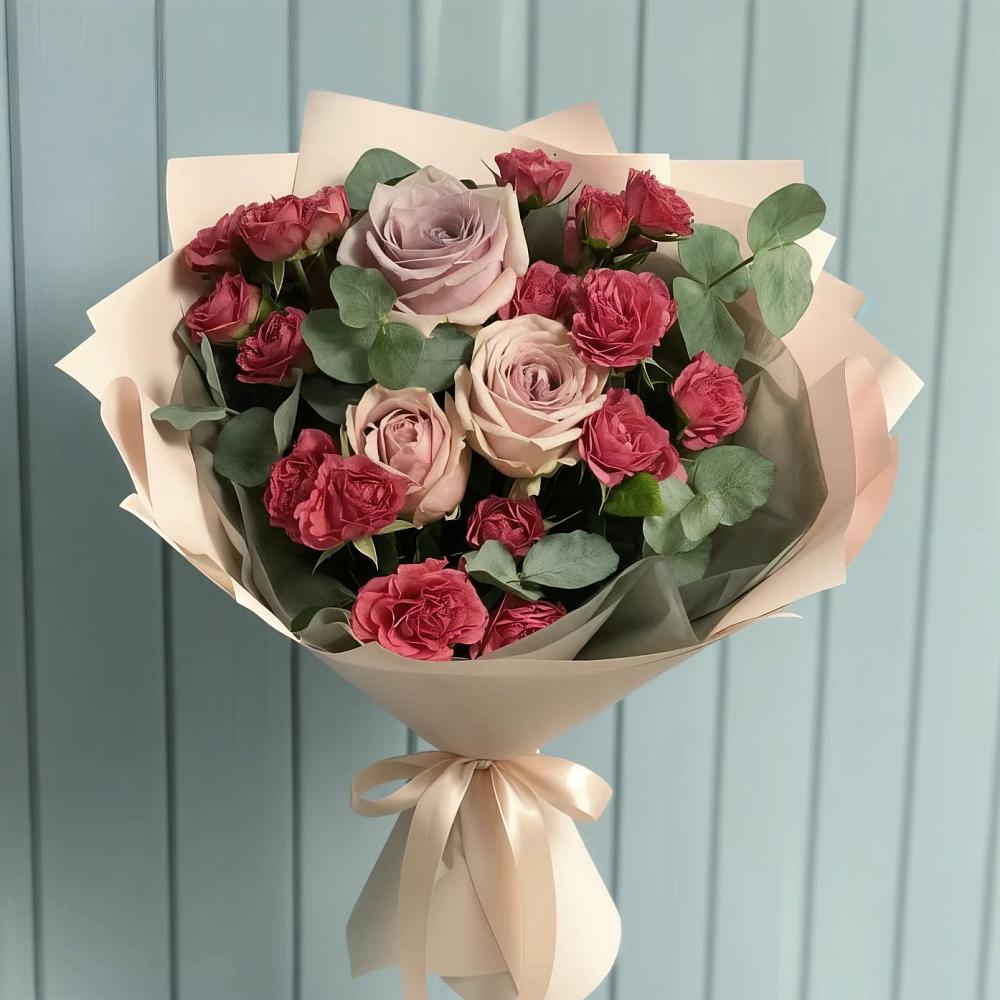 Букет цветов из: Гвоздики и Розы в Свободе