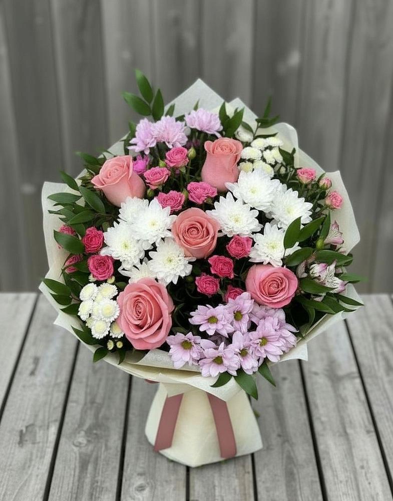 Букет цветов из: Альстромерии, Гвоздики, Розы и Хризантемы в Свободе