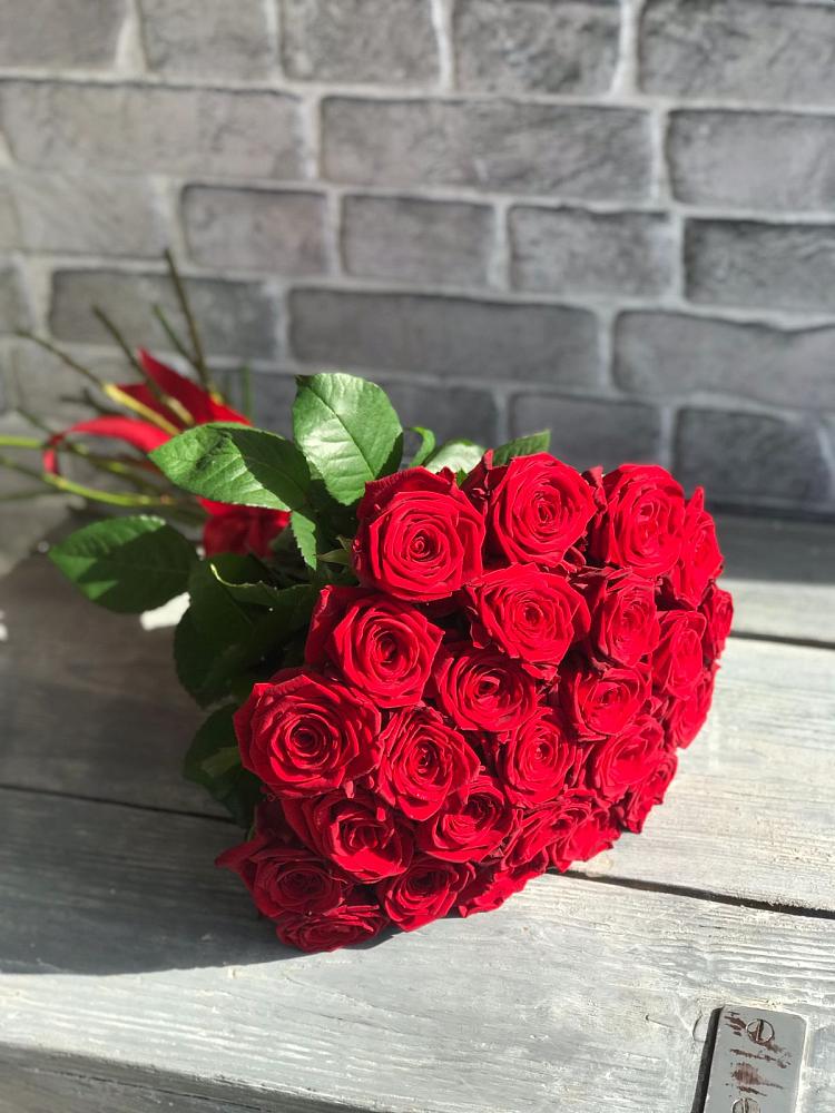 Букет Красные розы Фридом в Свободе