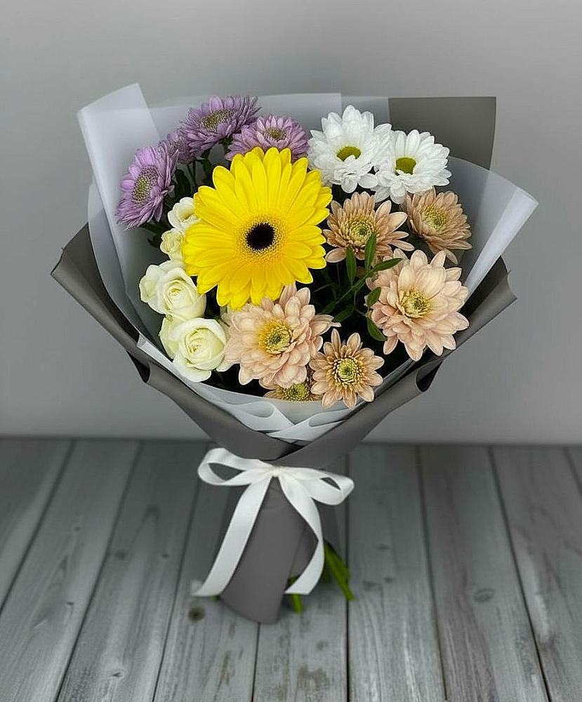 Букет цветов из: Розы, Герберы и Хризантемы в Свободе