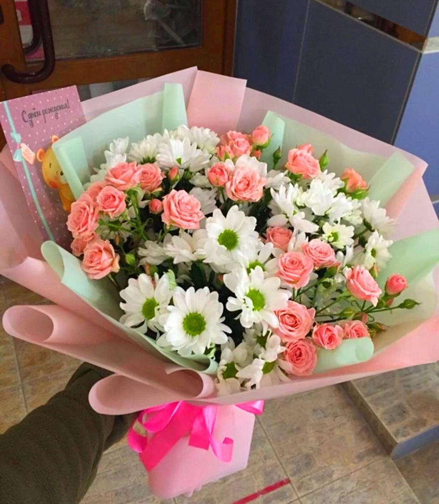 Букет цветов из: Розы и Хризантемы в Свободе