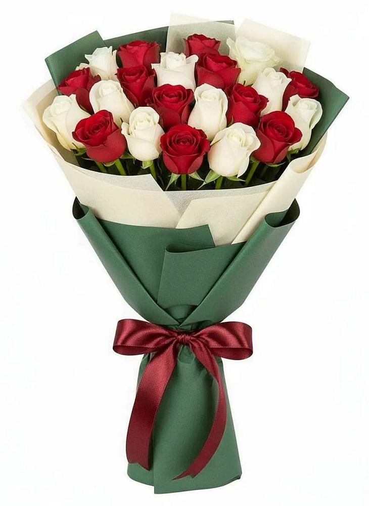 Букет Микс из красных и белых роз в Свободе