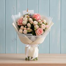 Букет цветов из:  Розы в Свободе